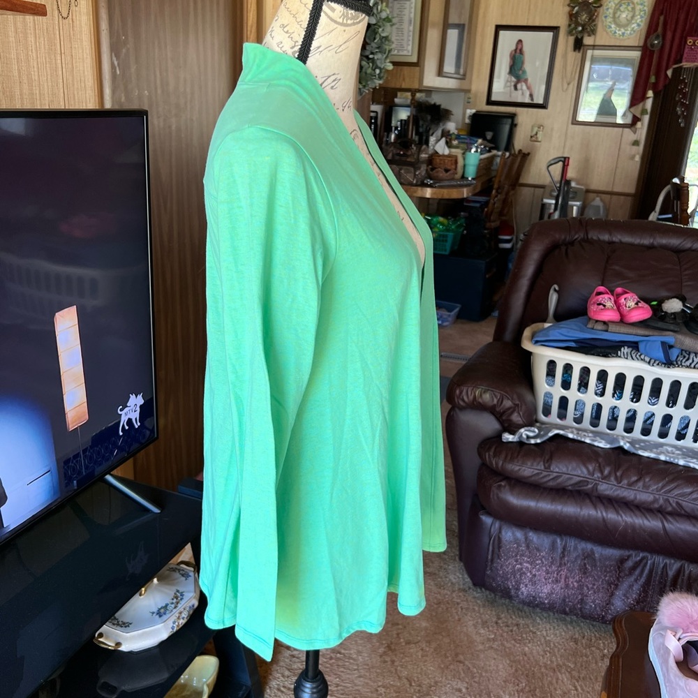 Woman’s Columbia green light cardigan - Picture 13 of 16